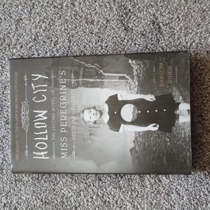 Hollow city